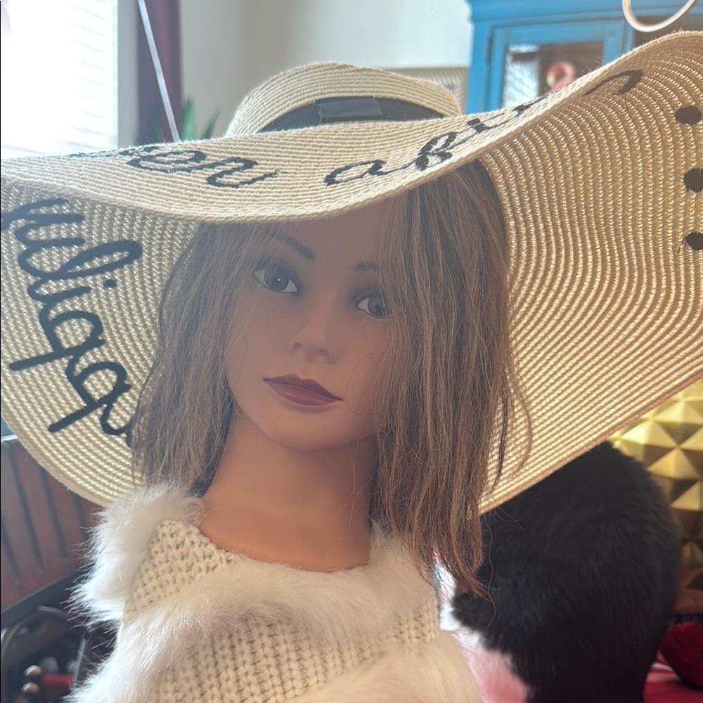 Chic Wide-Brim Straw Hat with Black Script 
“Happily ever after”